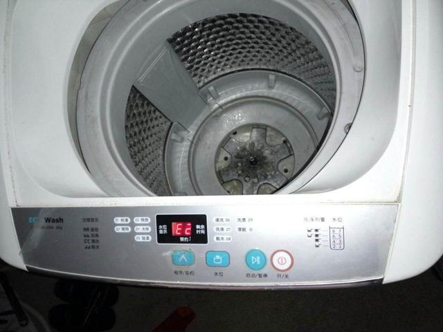 洗衣机显示e2如何修理？一招就解决